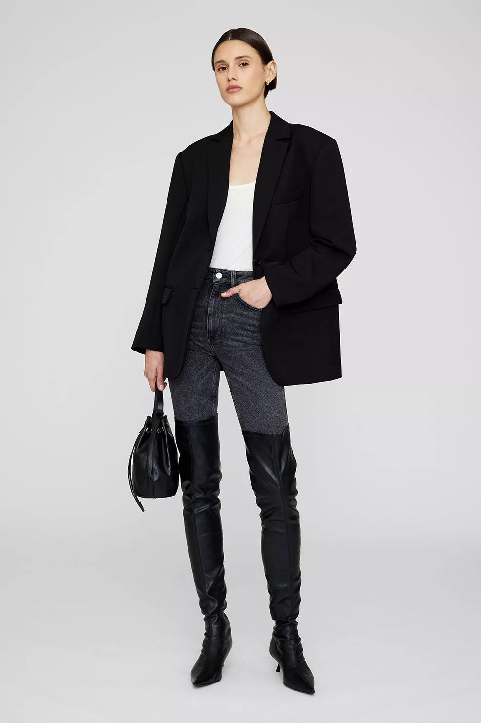 【関税込み】ANINE BING ブラック Hilda ブーツ ANINE BING Hilda Boots in Black | REVOLVE