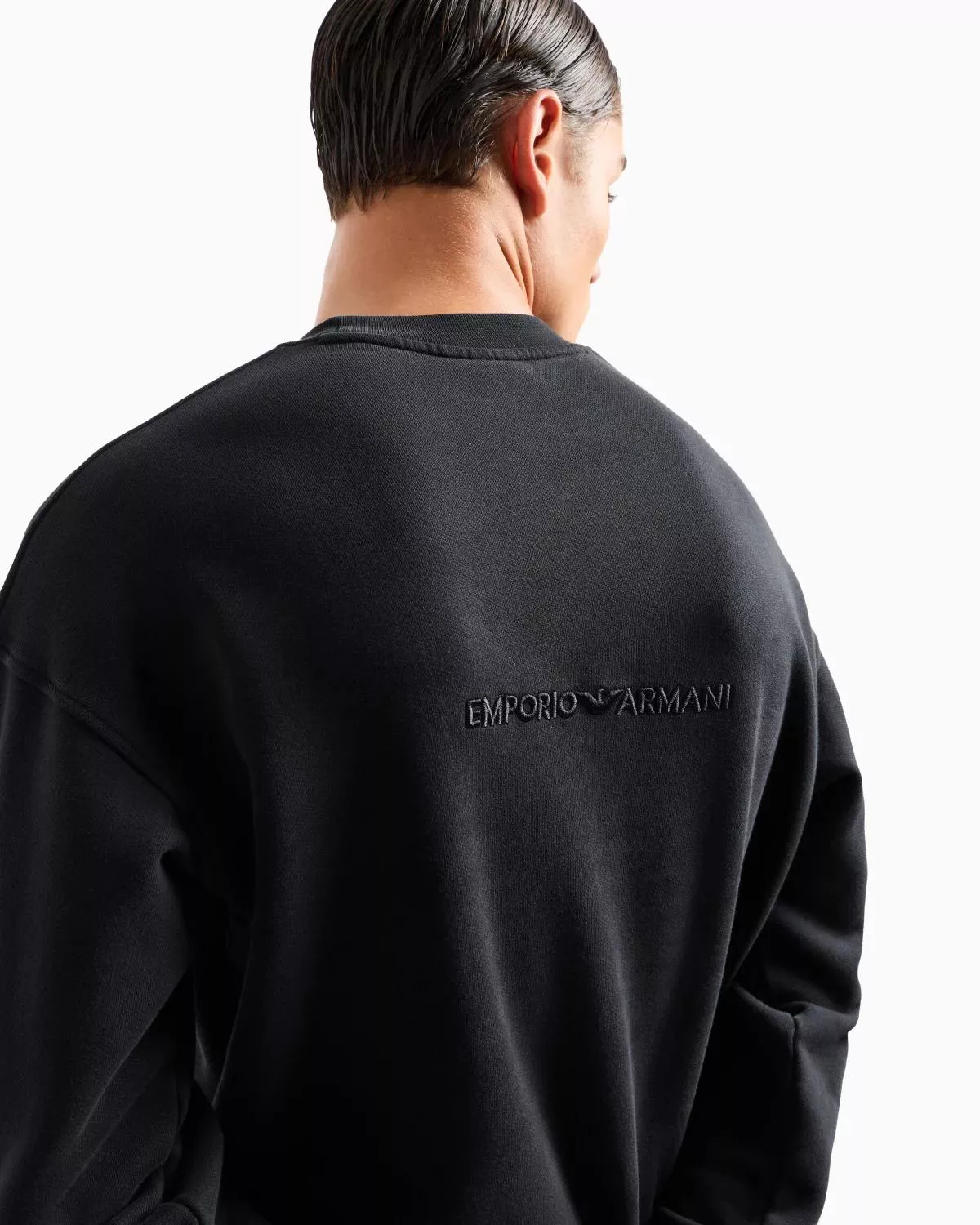 EMPORIO ARMANI EM001338AF12897U8039 関税送料込 Loose-Fit Jersey Sweatshirt With Super-Embossed Logo
