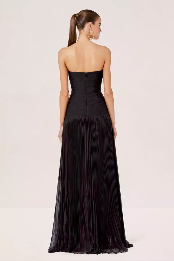 Sunniva Dress by Alexis at THE MILE