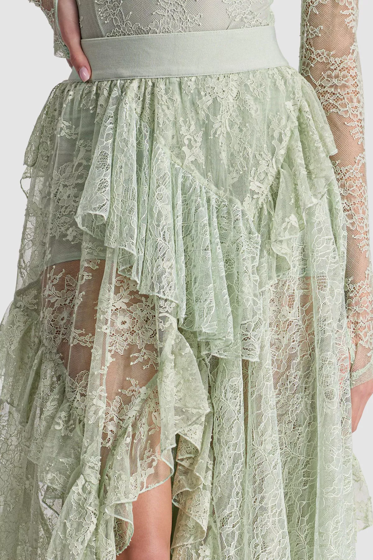 ALICE+OLIVIA ミックスメディア フリルレーススカート KARYS Karys Mixed Media Skirt by alice + olivia at THE MILE