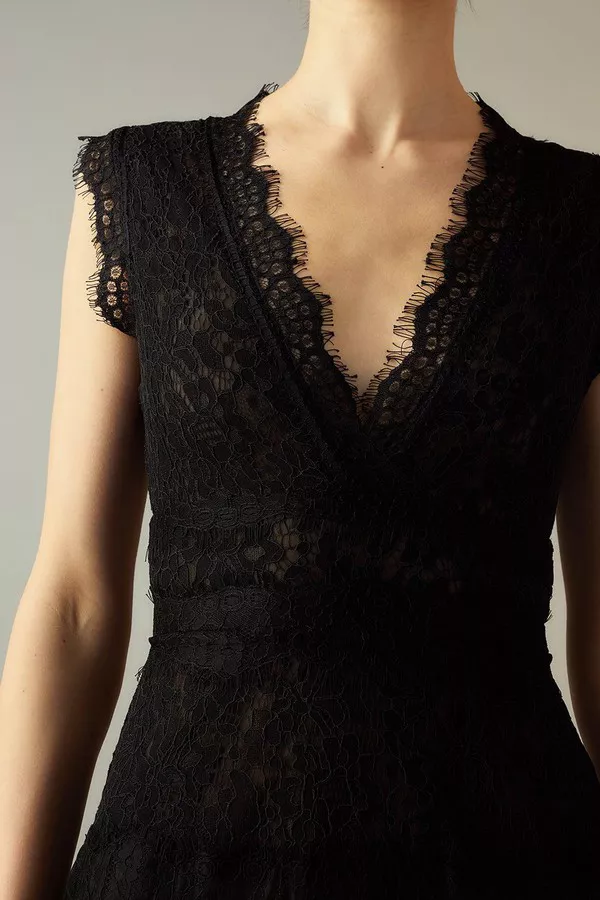 how to lace a corset dress IZZY LACE CORSET MAXI DRESS main image 1