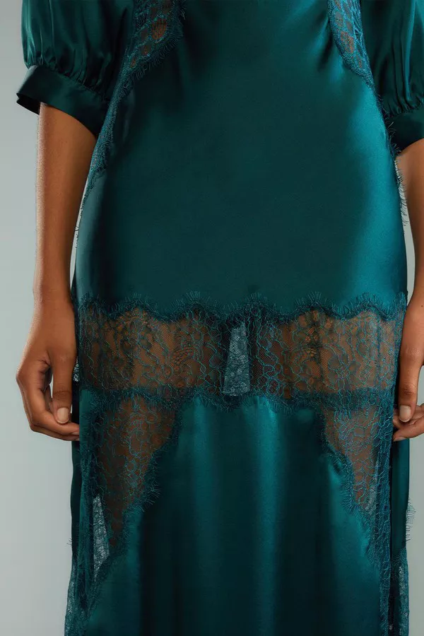 Lure Lace Dress by Cynthia Rowley at THE MILE Lure Lace Dress by Cynthia Rowley at THE MILE