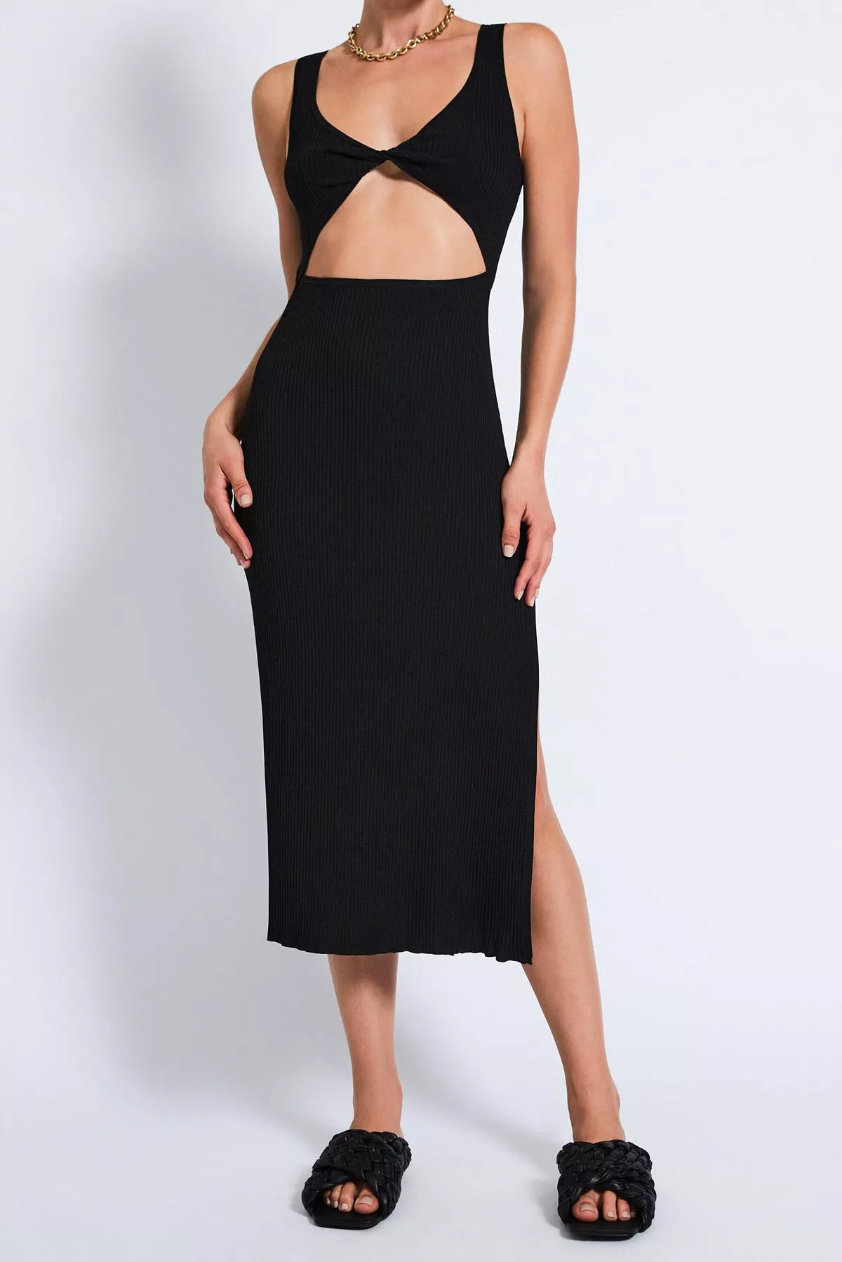 Avery Dress by Devon Windsor at THE MILE