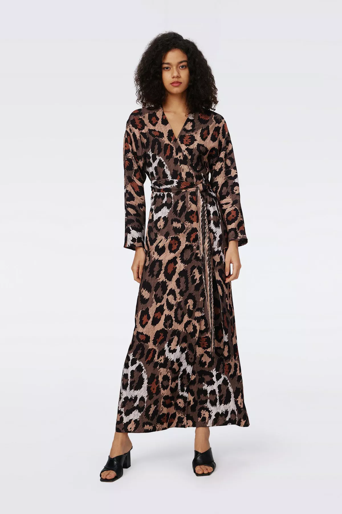 【完売必至】DIANE von FURSTENBERG Babette ミディドレス Babette velvet wrap maxi dress in burgundy - Diane Von