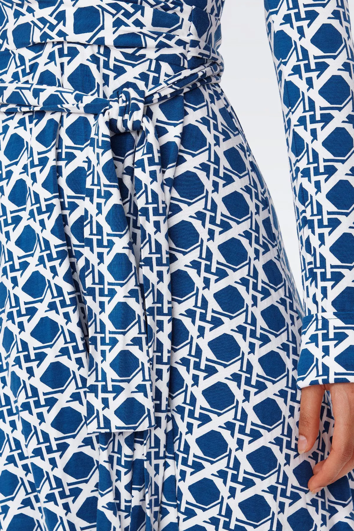 【DIANE von FURSTENBERG】リブ編みニット ミディワンピ DIANE VON FURSTENBERG リブ編みニット ミディワンピース オフ