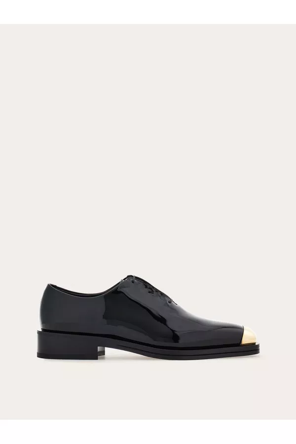 Oxford With Metal Tip by FERRAGAMO at THE MILE