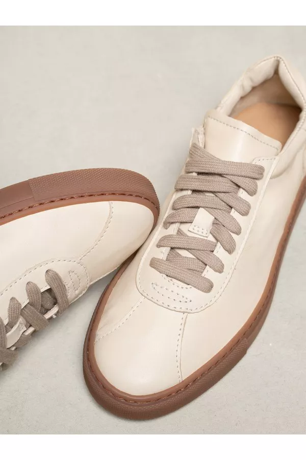 ミーミー The Sempre by M. Gemi at THE MILE