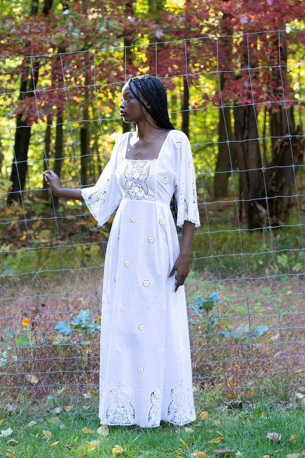 Miguelina | Meredith Falcon Embroidery Dress | M | White
