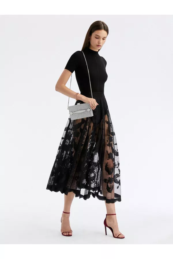 Floral Guipure Lace Scallop Skirt by Oscar de la Renta at