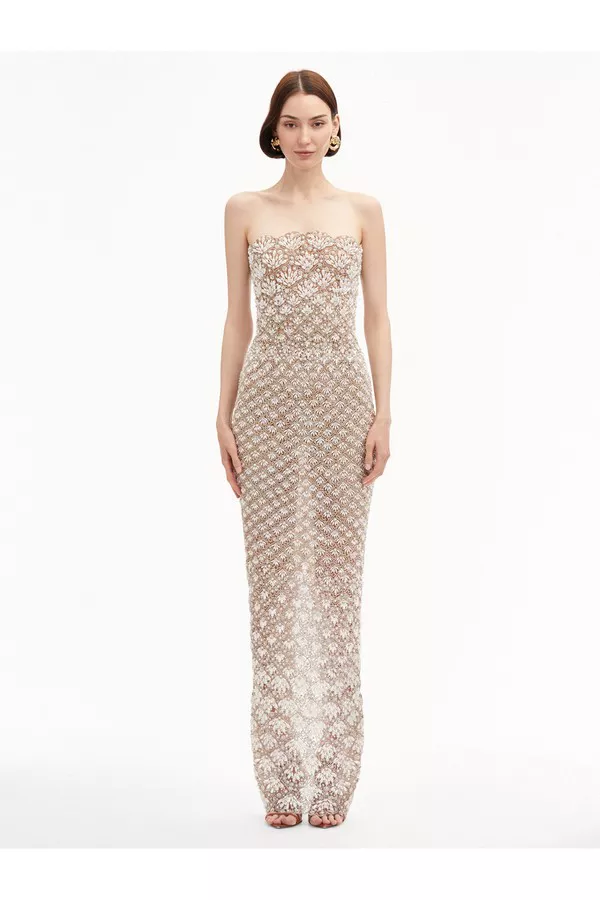 oscar de la renta sequin scallop embroidered dress Pearl Embroidered Scallop Gown by Oscar de la Renta at THE MILE