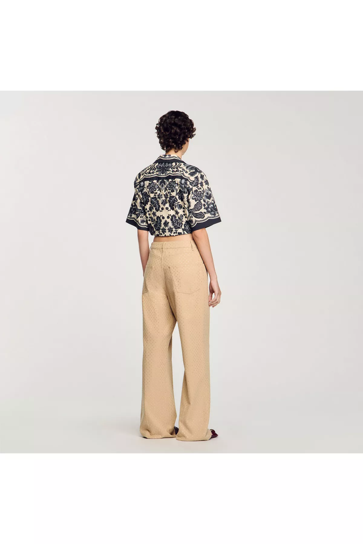 【SANDRO】Rhinestone Embellished Wide Leg Jeans in Sand Wide-leg rhinestone jeans blue For Women | Sandro Paris