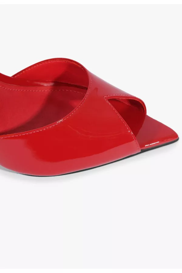 靴 UNITSHOLD Lena Lena Pump by Schutz at THE MILE