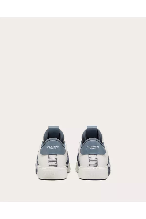 【関税&送料込】Valentino Garavani White Cotton Blend Finger Valentino Garavani VLTN slip-on Sneakers | White | FARFETCH