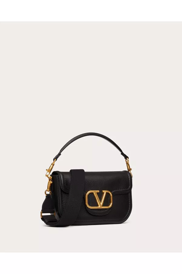 【関税&送料込】Valentino Garavani Alltime Grainy Leather Cr Valentino Garavani Alltime Grainy Calfskin Shoulder Bag by