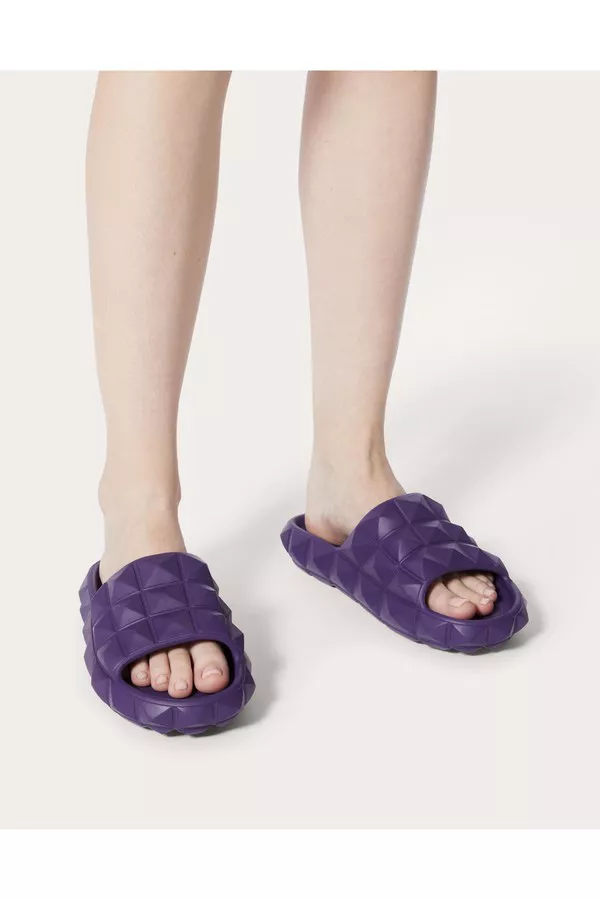 VALENTINO の靴♪ ★ ROMAN STUD TURTLE SANDAL ★ Valentino Garavani Men's Roman Stud Turtle Slide Sandals