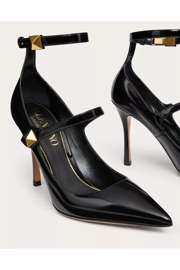Valentino Garavani Tiptoe Patent Leather Pump 100Mm by Valentino
